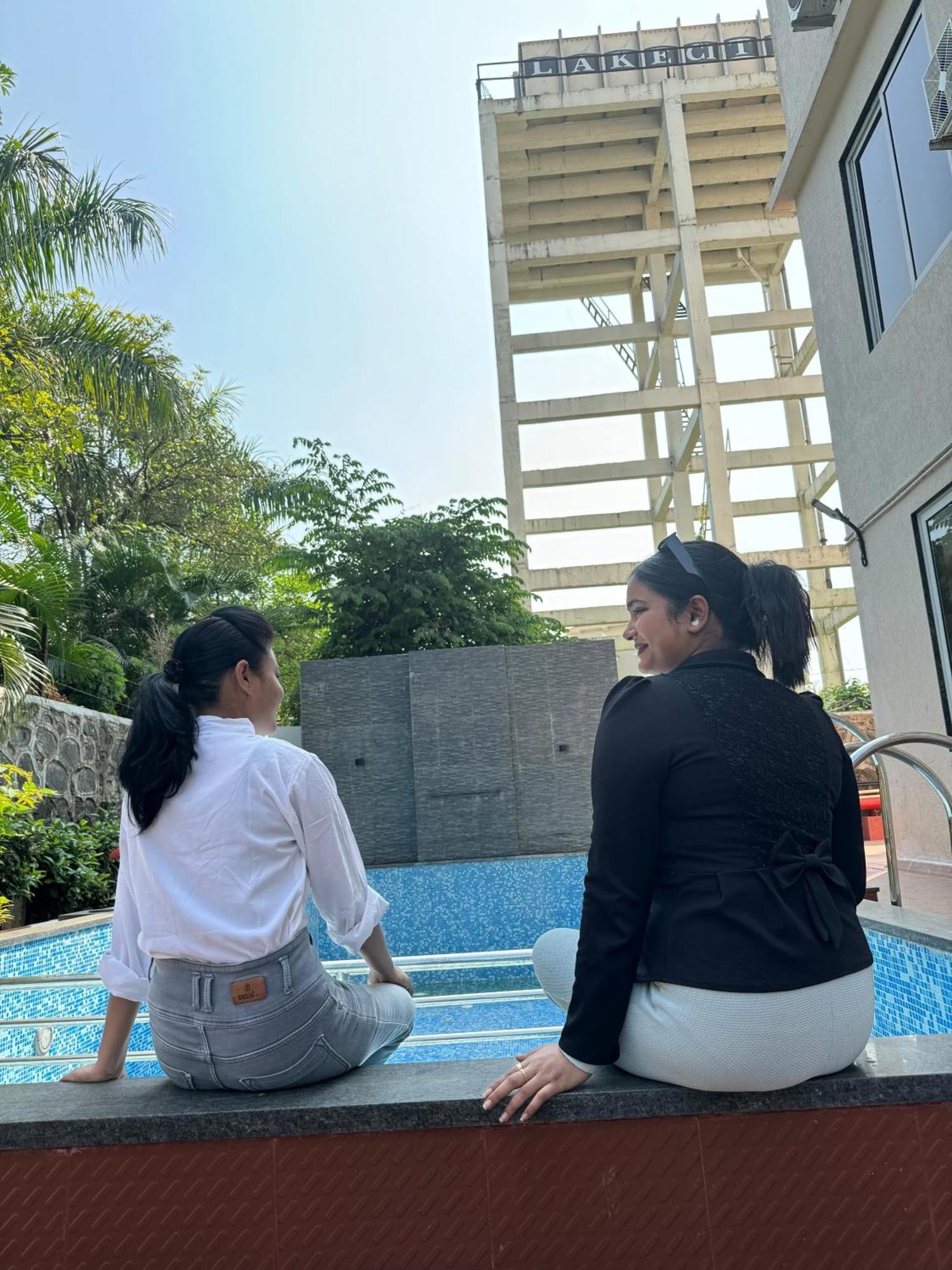 Lotus Leaf Hotel Pali  ภายนอก รูปภาพ